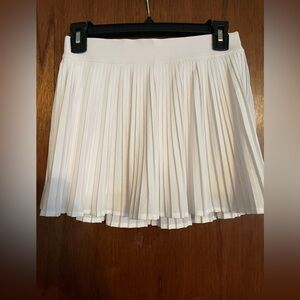 Lululemon White Pleated Skirt